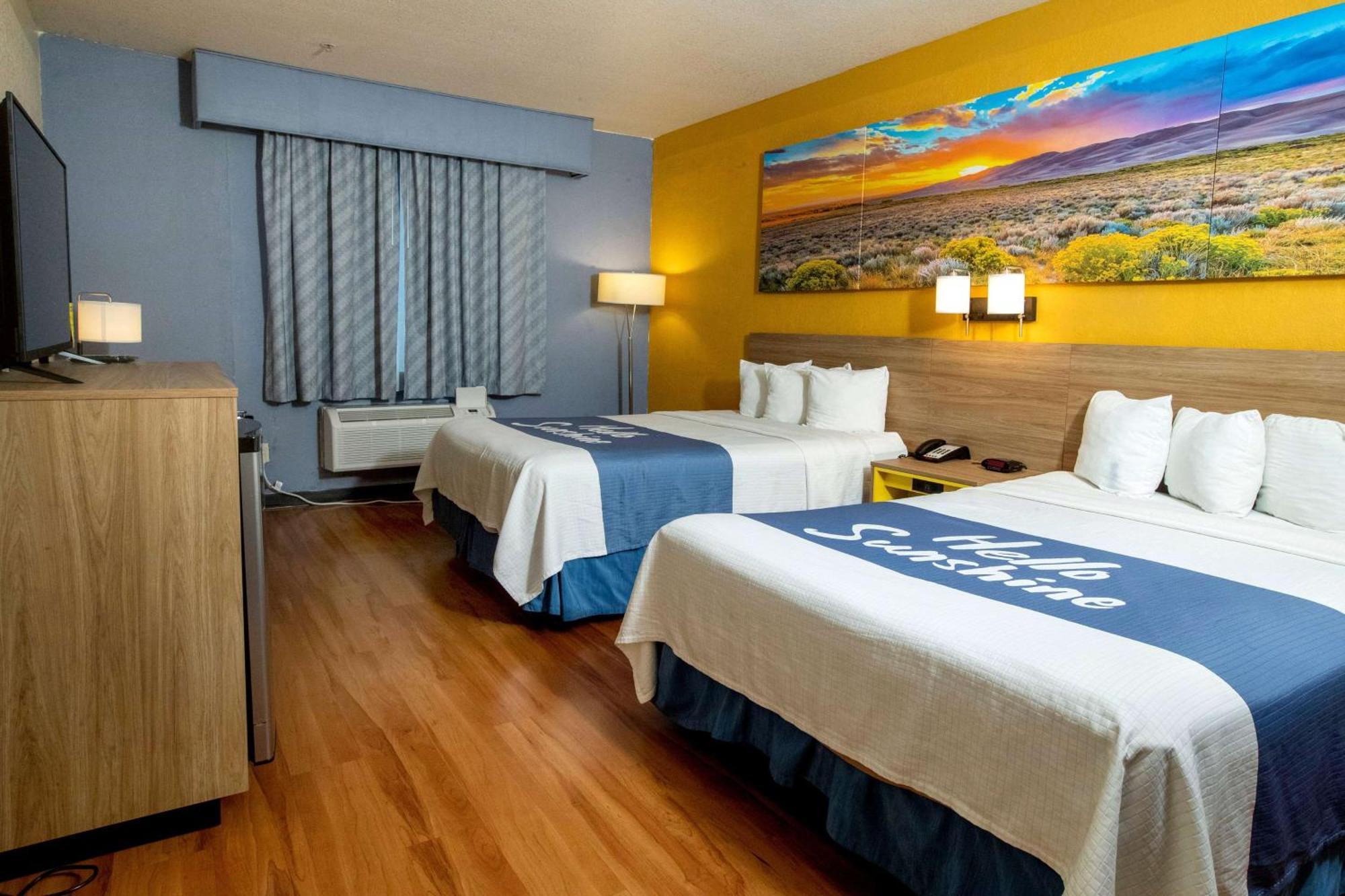 Days Inn & Suites By Wyndham Houston North/Aldine Eksteriør bilde