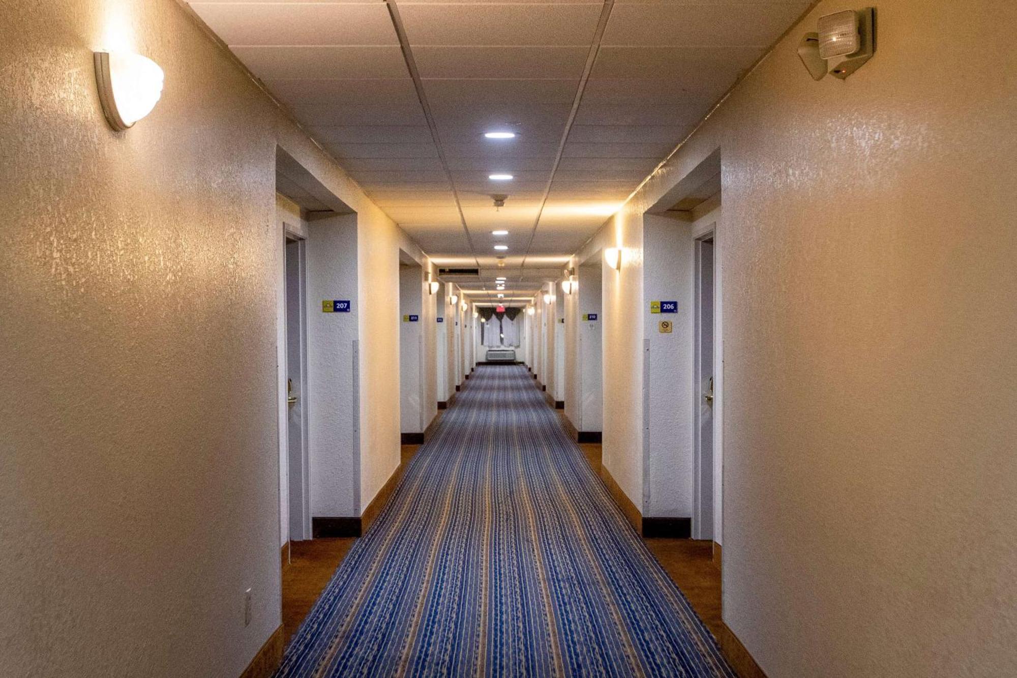 Days Inn & Suites By Wyndham Houston North/Aldine Eksteriør bilde