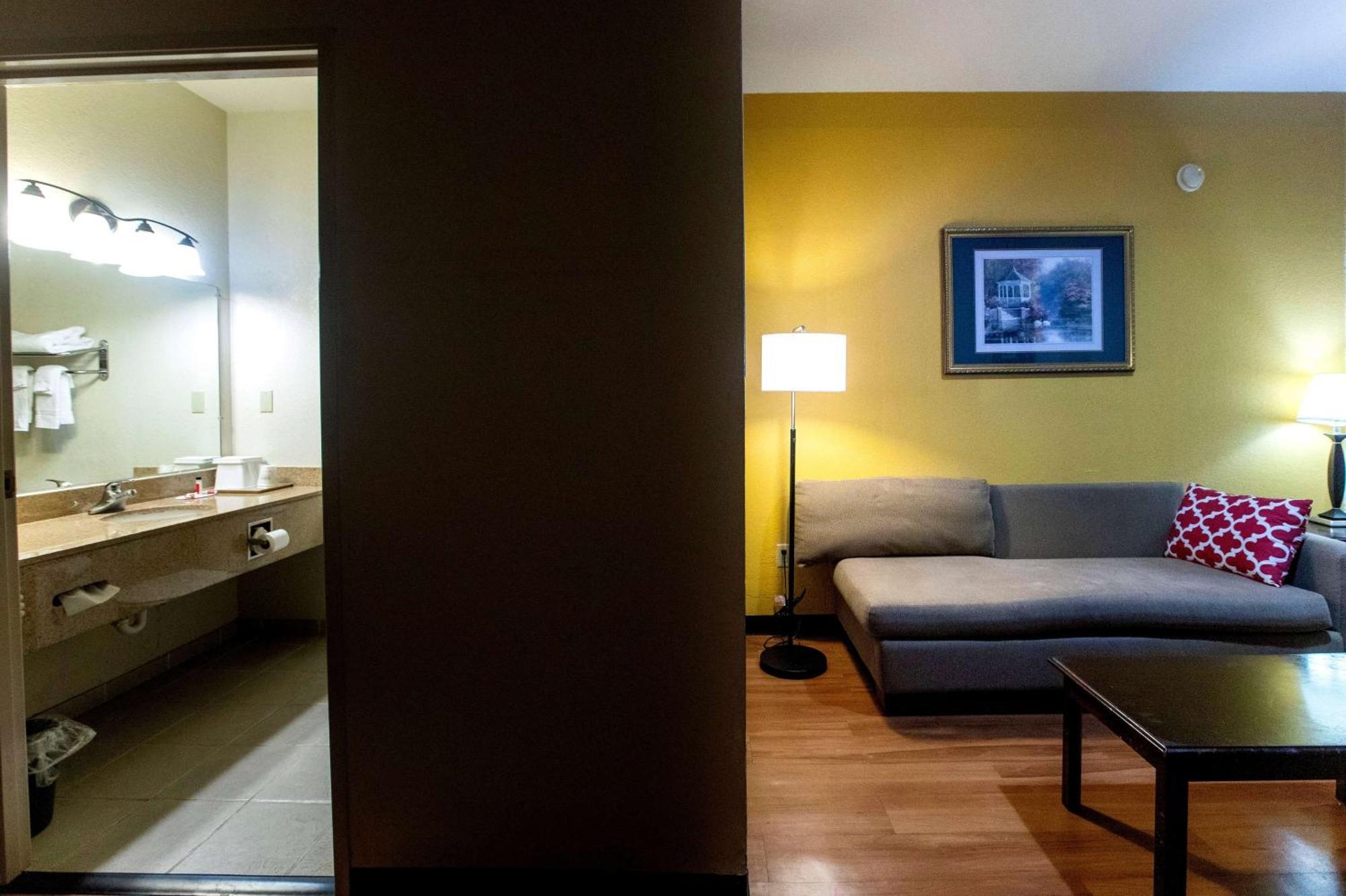 Days Inn & Suites By Wyndham Houston North/Aldine Eksteriør bilde